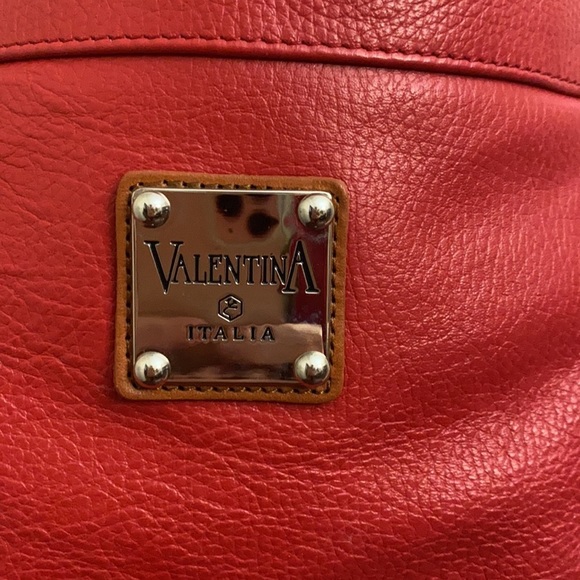 VALENTINA ITALY GENUINE LEATHER ADJUSTABLE RED CROSSBODY!! - Picture 5 of 12